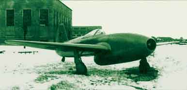 Первый Российский самолет  с турбореактивным двигателем.